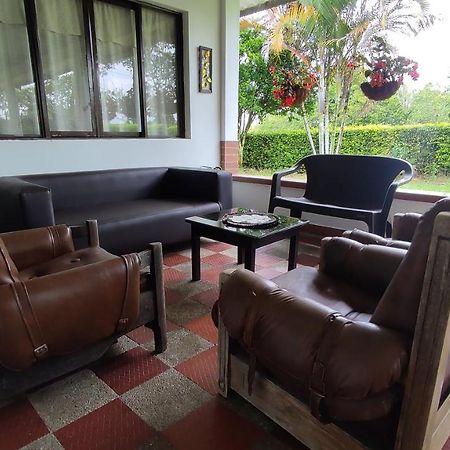 מונטנגרו Finca Hotel El Saman De Alto Bonito מראה חיצוני תמונה