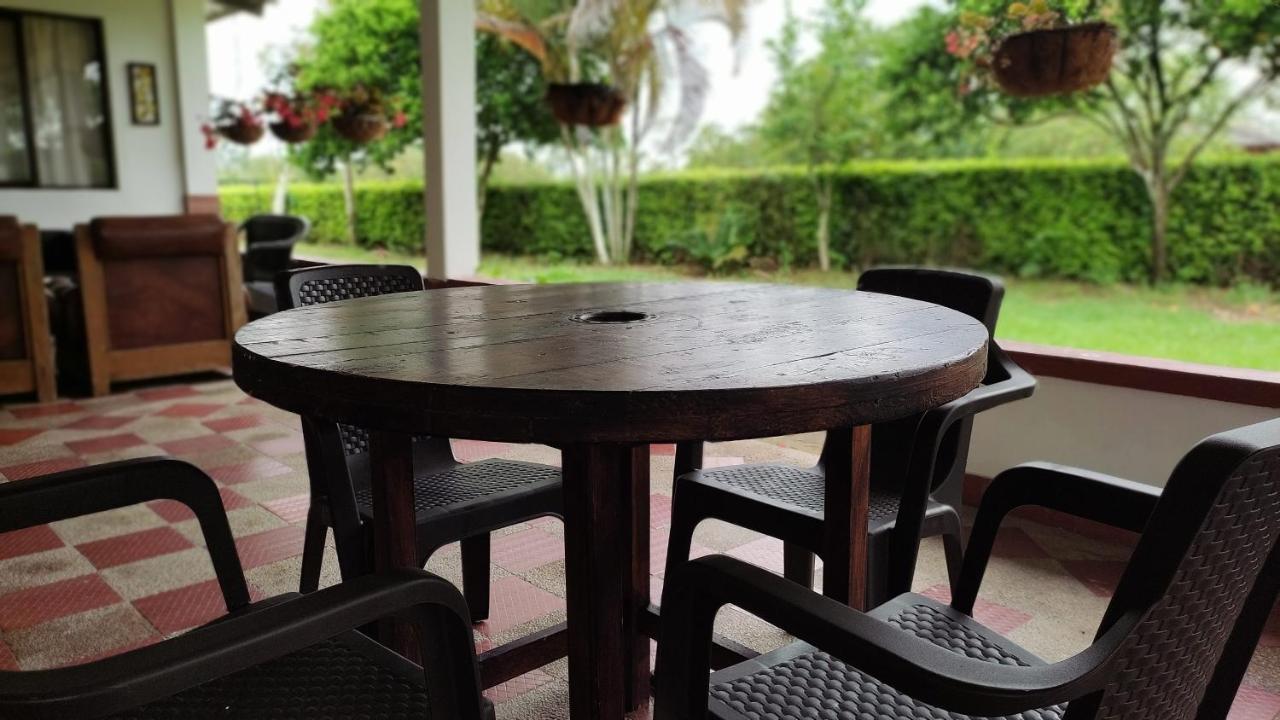 מונטנגרו Finca Hotel El Saman De Alto Bonito מראה חיצוני תמונה