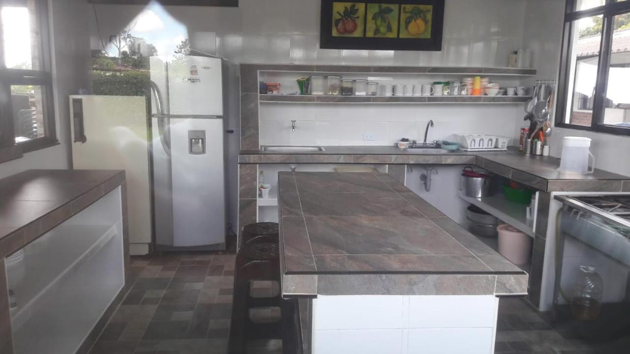 מונטנגרו Finca Hotel El Saman De Alto Bonito מראה חיצוני תמונה