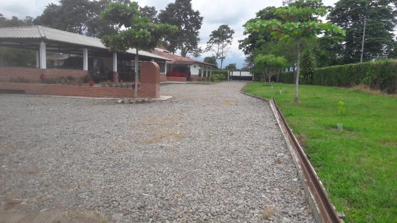 מונטנגרו Finca Hotel El Saman De Alto Bonito מראה חיצוני תמונה