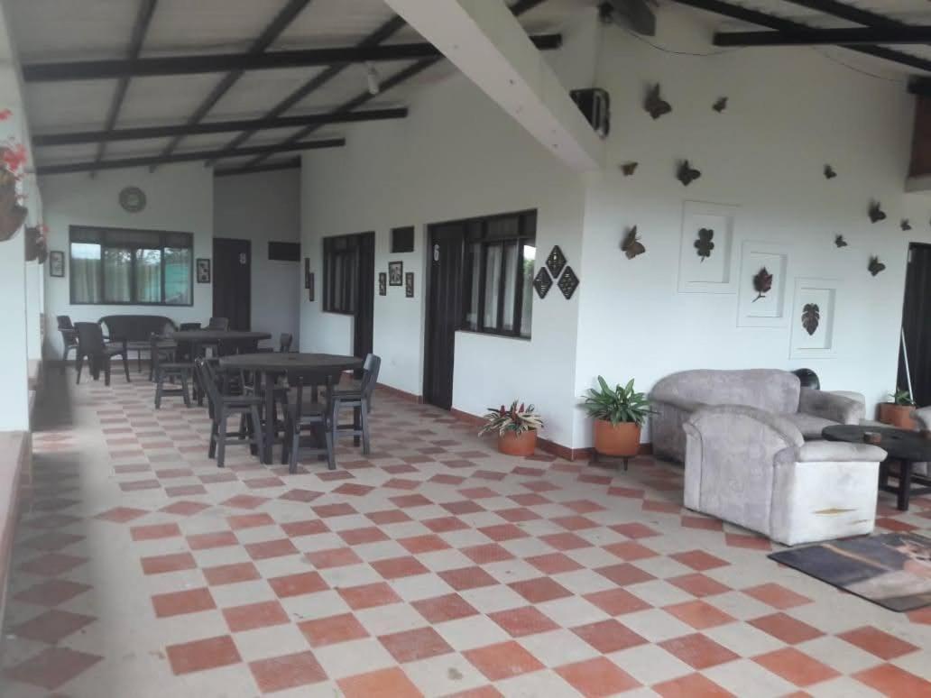 מונטנגרו Finca Hotel El Saman De Alto Bonito מראה חיצוני תמונה